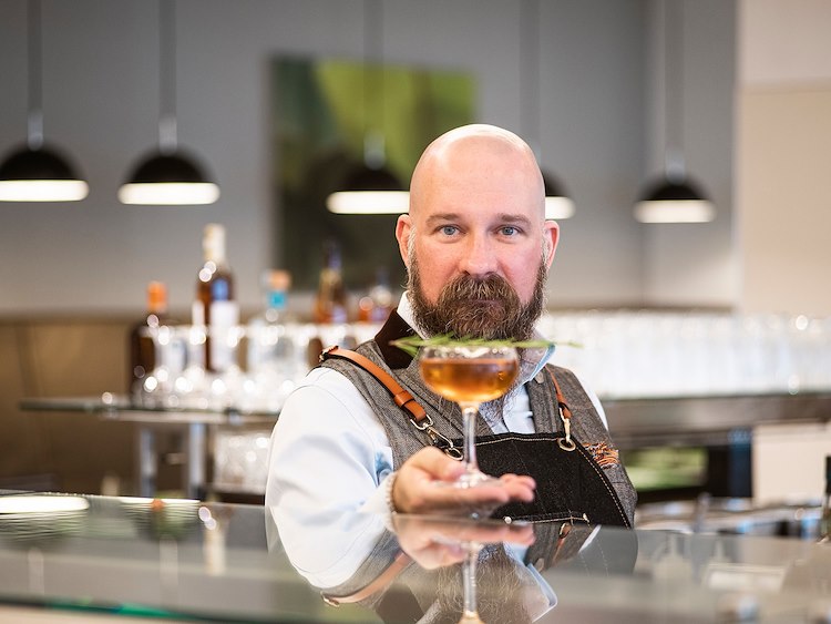 Main Tapas Lounge Manager